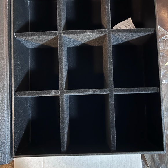 Nora Fleming M4 9 Piece Keepsake Box - Picture 3 of 4